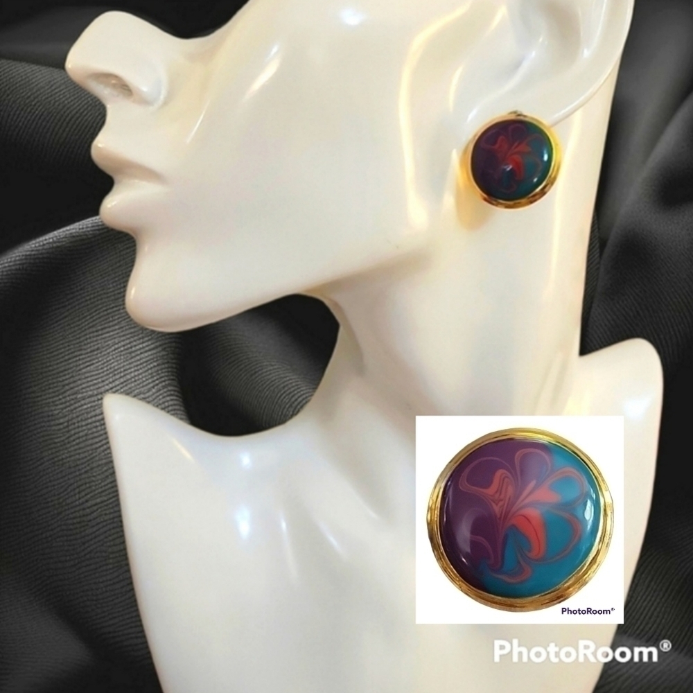 3/$30 VTG Estate Metal Circle Marble Enamel Post Barbie Earrings